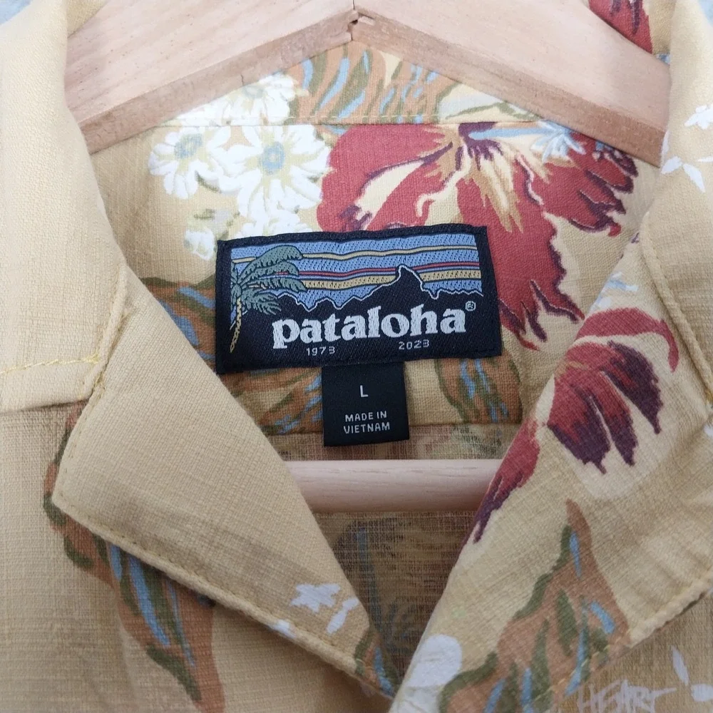 Patagonia Shirt Boys Large Yellow Pataloha Floral Hibiscus Tropical 62495 Short